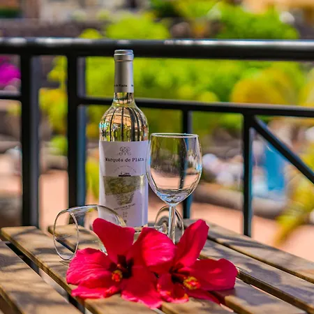 Casa De Nola - Poolside With Large Terrace *